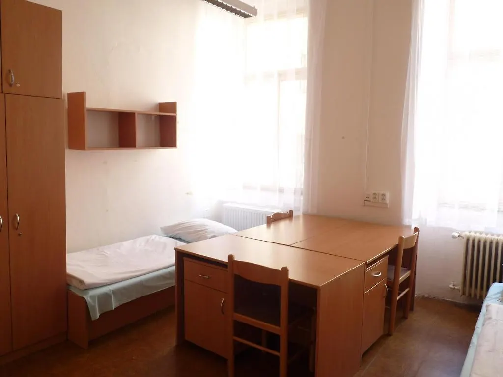 Ats Hostel Jednota Prag